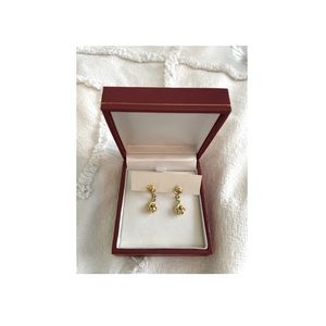 Knot Gold Colored Earrings ✨